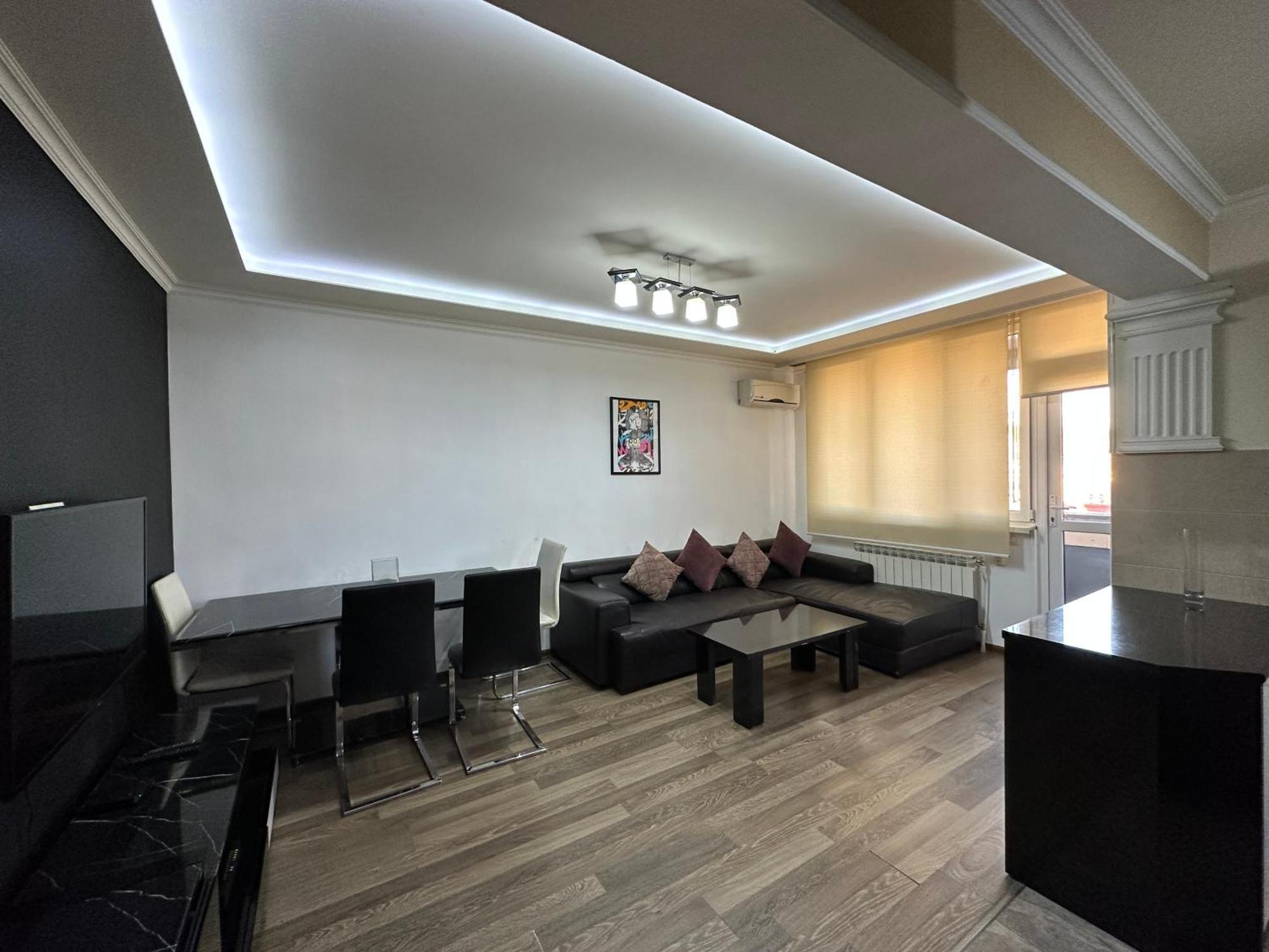 Yeznik Koghbatsi - Amiryan Crossroads 1 Bedroom Comfy Apartment With Balcony Ko100 เยเรวาน ภายนอก รูปภาพ