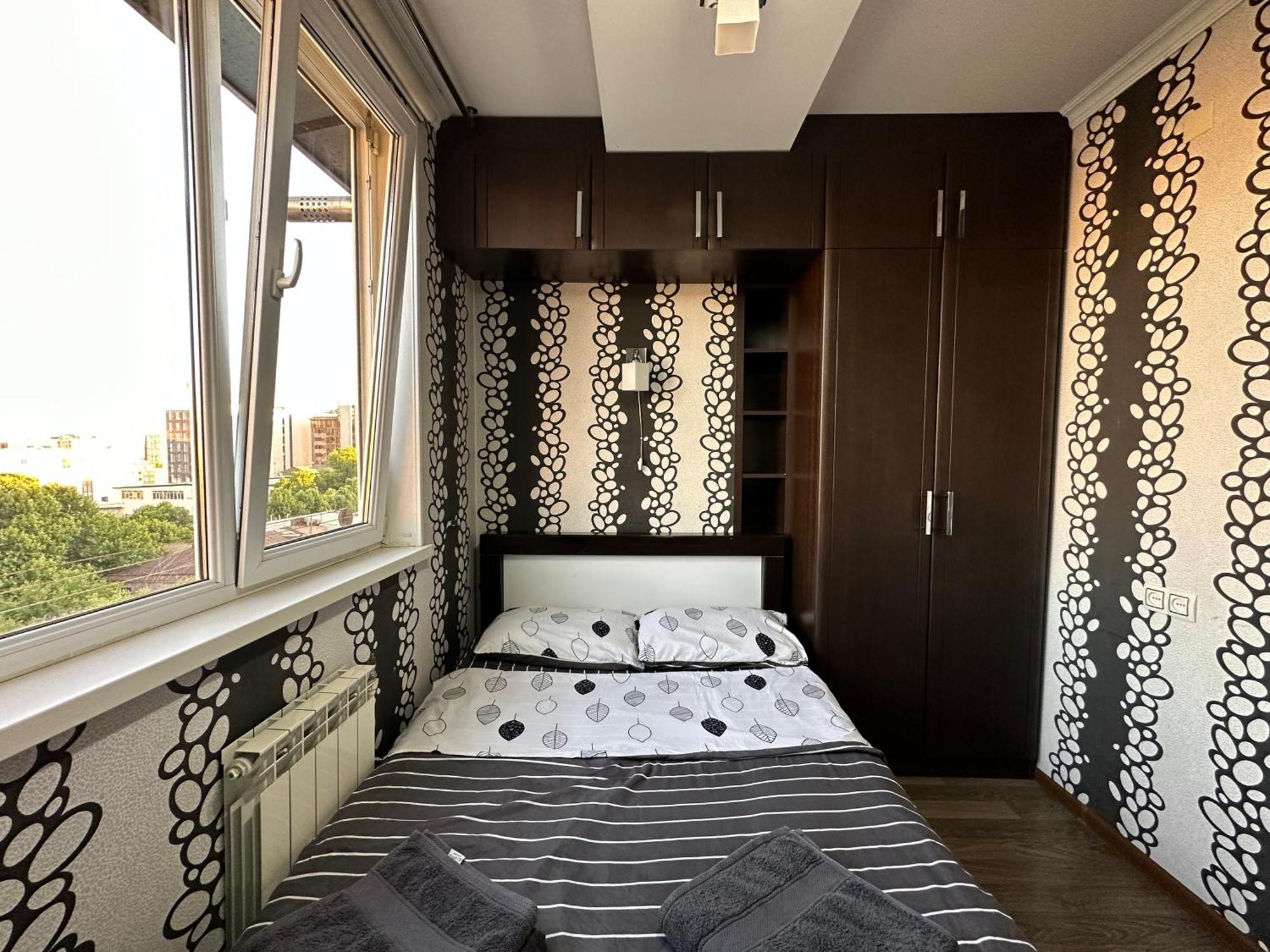 Yeznik Koghbatsi - Amiryan Crossroads 1 Bedroom Comfy Apartment With Balcony Ko100 เยเรวาน ภายนอก รูปภาพ